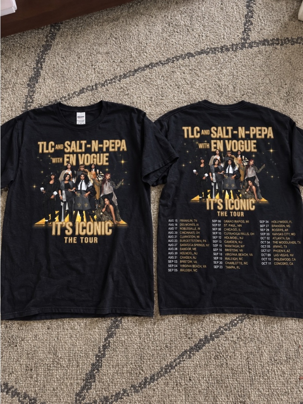 Gildan Black 'It's Iconic' TLC & Salt-N-Pepa Tour Graphic Tee